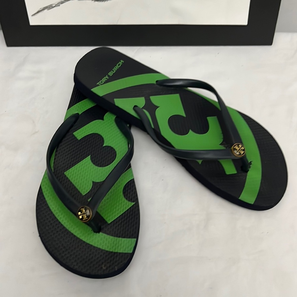 Tory Burch, women’s flip-flops, womens size 9
